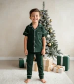 Pijama clásica verde manga corta